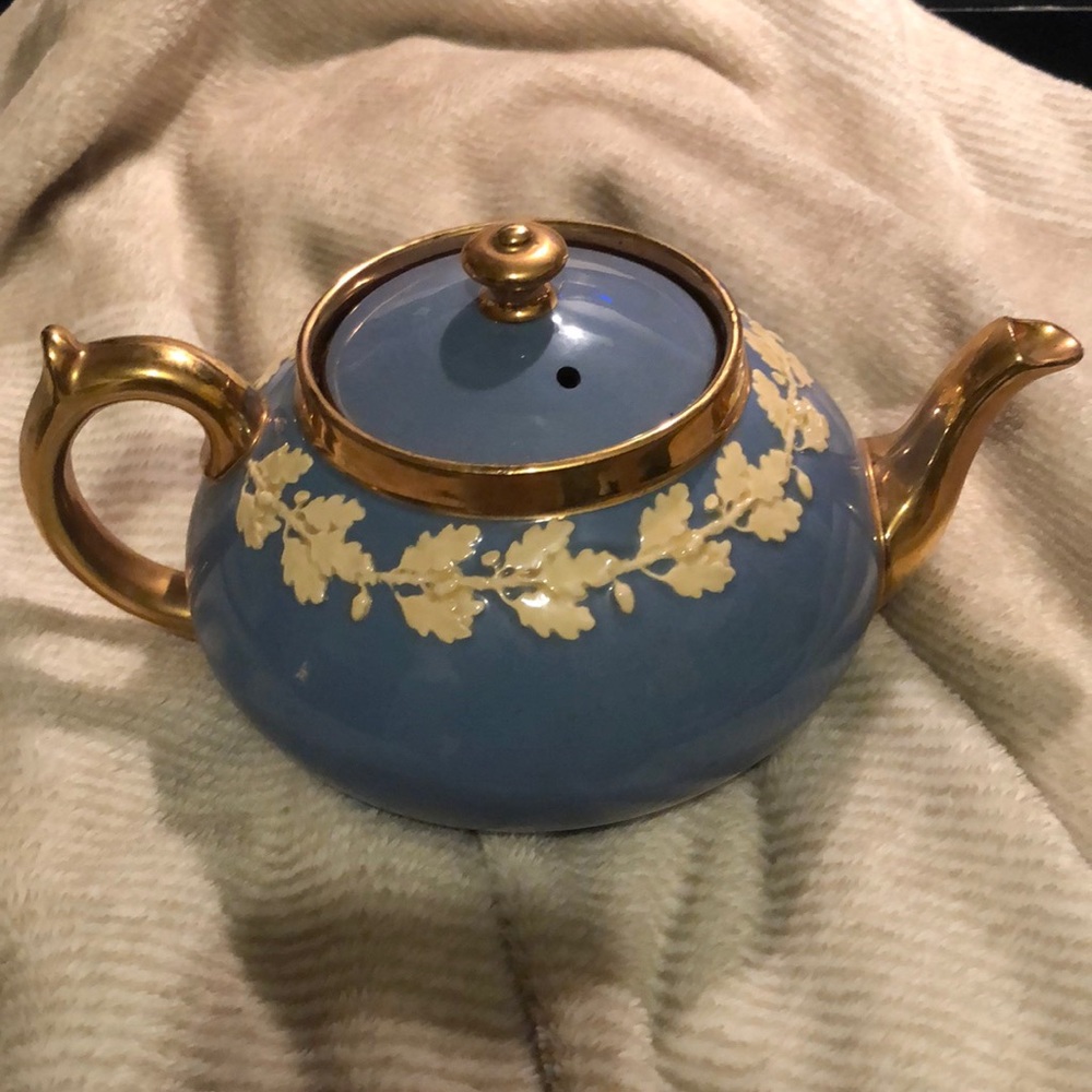 Vintage Gibsons Staffordshire England Tea Pot